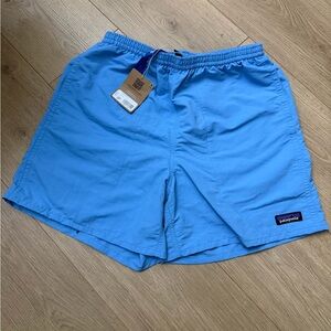 Patagonia Men's Baggies Shorts 5” size Small Lago blue